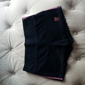 Gilly hicks booty shorts!